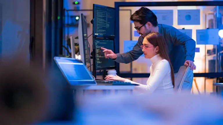 Cloud vs On-Prem for Manufacturing IT: A Practical Checklist