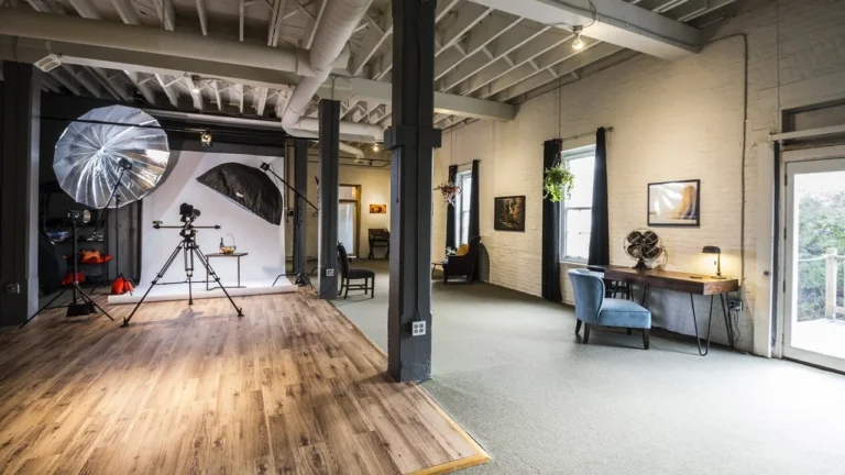 What Makes a Perfect Studio Layout for Creative Professionals